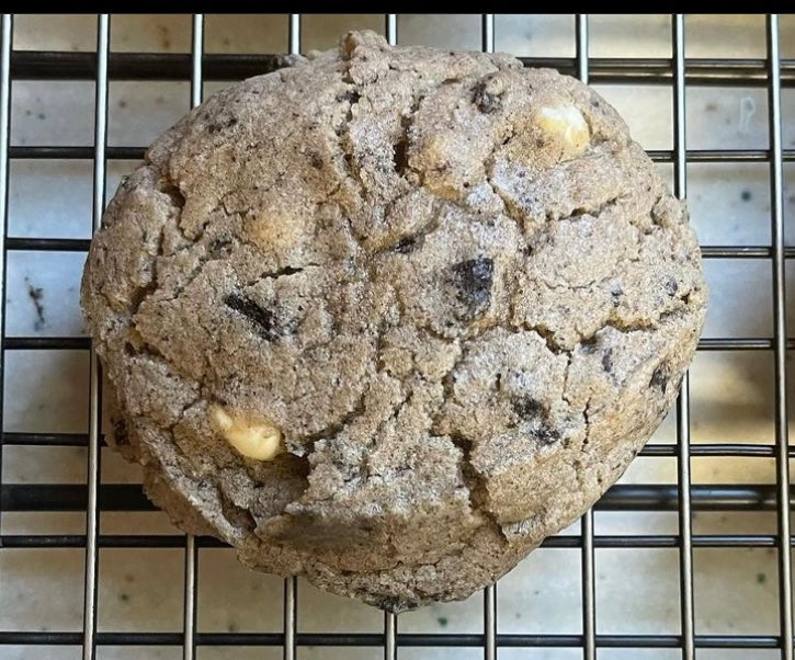 *Fan favorite sampler box*